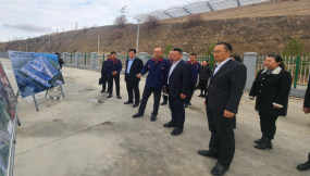  張鐵強(qiáng)到蘭州物流園公司、陸港云鏈公司調(diào)研