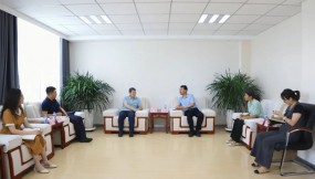  新海豐（青島）跨境電商服務公司到甘肅物流集團洽談業(yè)務